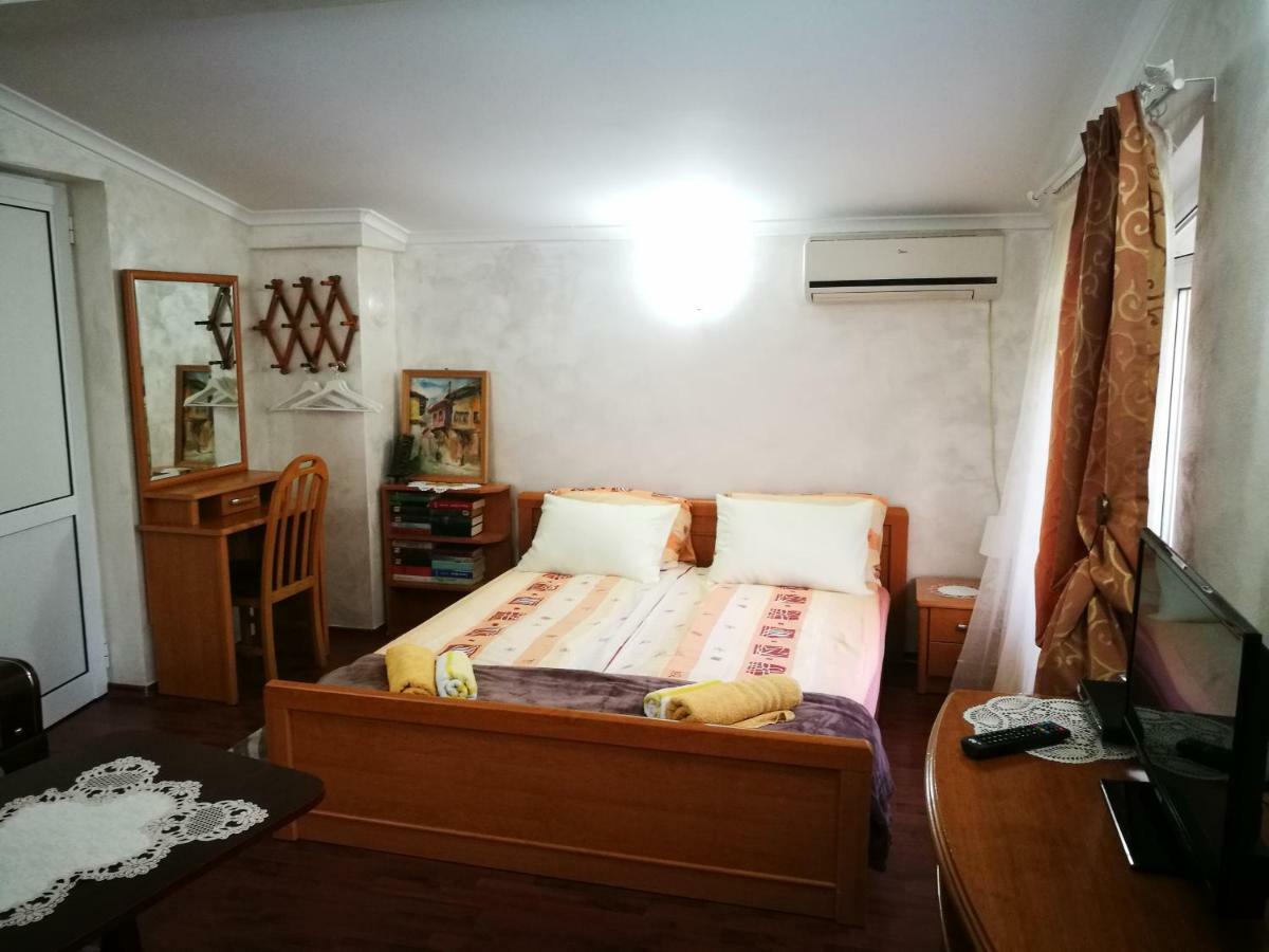 Хотел Парадайс Hotel София Екстериор снимка
