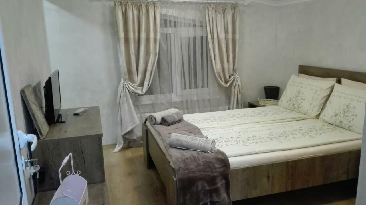 Хотел Парадайс Hotel София Екстериор снимка